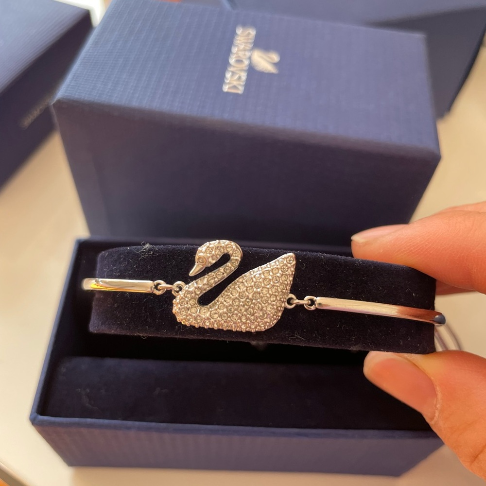 Swarovski Swan bracelet
